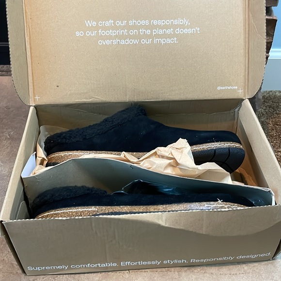 🔥Earth🔥 - Picture 9 of 9